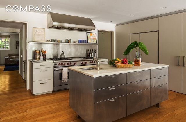 12 Sidney Place, New York City, NY 11201