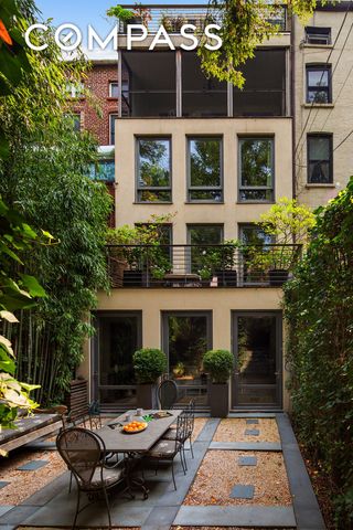 12 Sidney Place, New York City, NY 11201