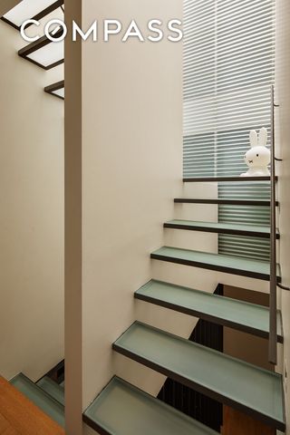 12 Sidney Place, New York City, NY 11201