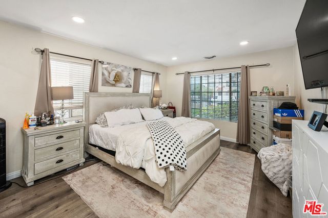 3011 Van Buren Place, Los Angeles, CA 90007