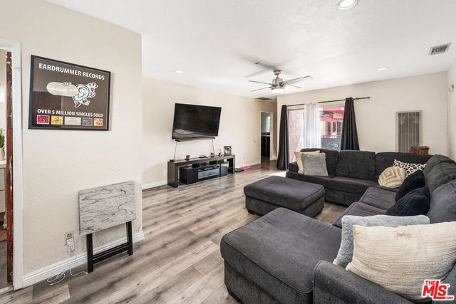 3011 Van Buren Place, Los Angeles, CA 90007