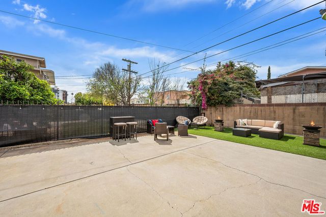 3011 Van Buren Place, Los Angeles, CA 90007