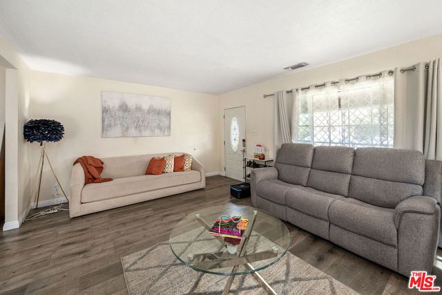 3011 Van Buren Place, Los Angeles, CA 90007