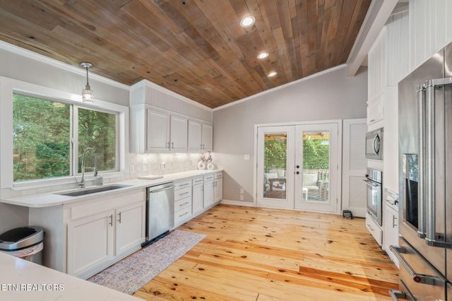 828 Sargent Drive, Kingston, TN 37763