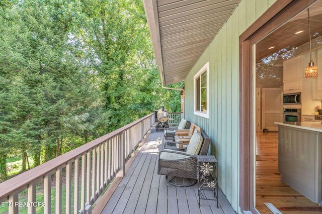 828 Sargent Drive, Kingston, TN 37763