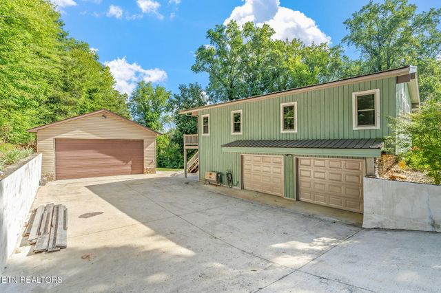 828 Sargent Drive, Kingston, TN 37763