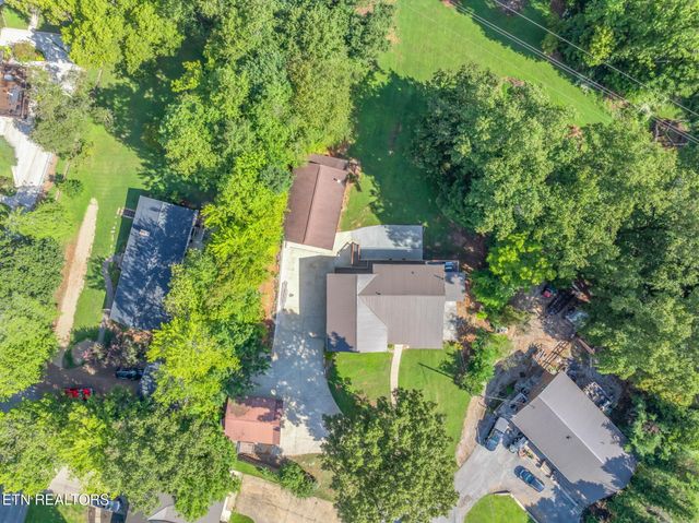 828 Sargent Drive, Kingston, TN 37763