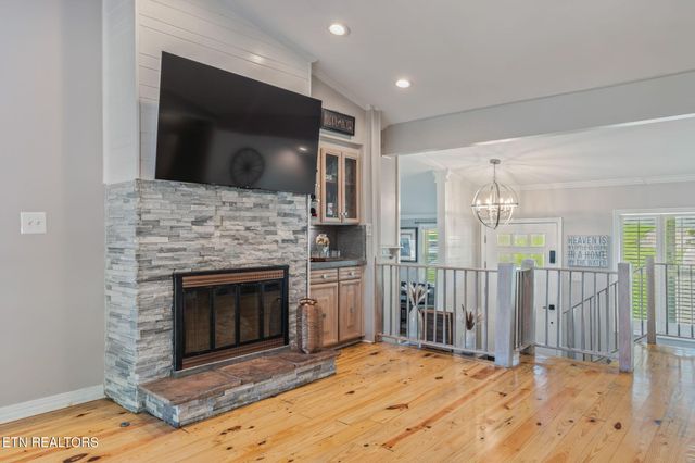 828 Sargent Drive, Kingston, TN 37763