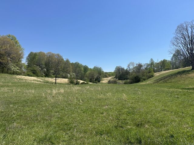 515 Jericho Rd, Quebeck, TN 38579