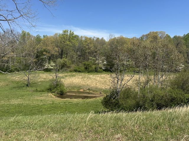 515 Jericho Rd, Quebeck, TN 38579
