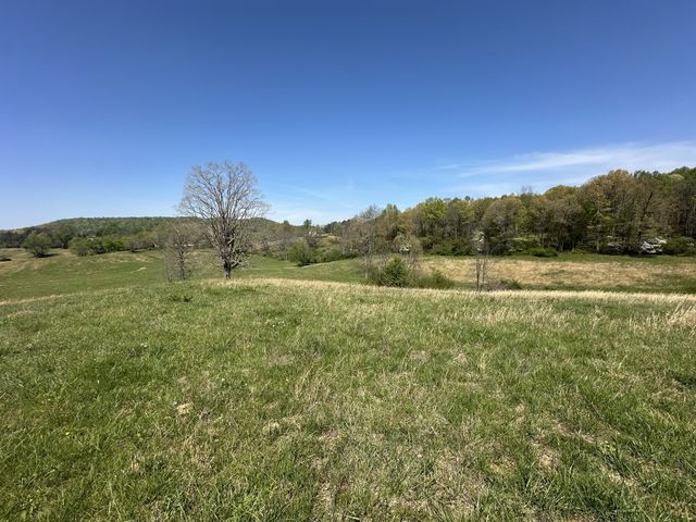 515 Jericho Rd, Quebeck, TN 38579