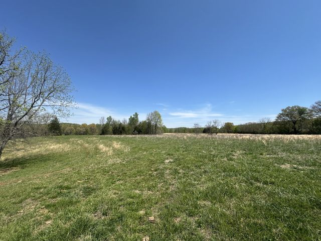 515 Jericho Rd, Quebeck, TN 38579