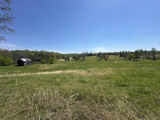 515 Jericho Rd, Quebeck, TN 38579