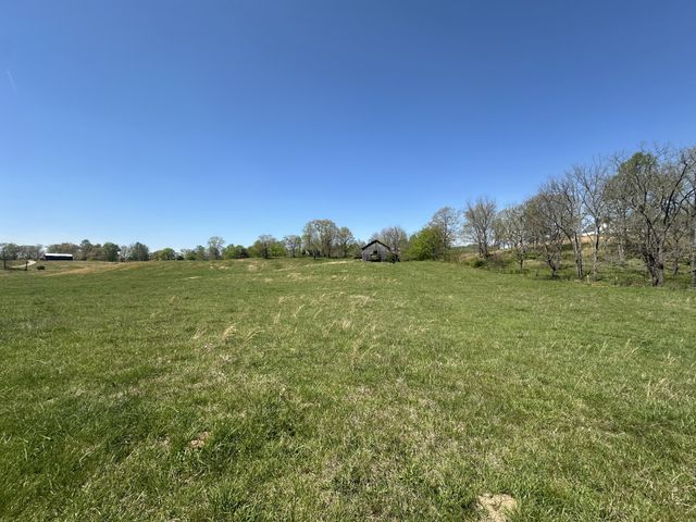 515 Jericho Rd, Quebeck, TN 38579