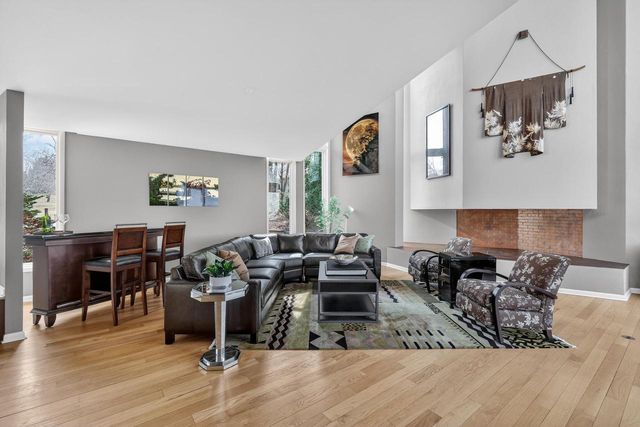 1101 Farwell Drive, Madison, WI 53704