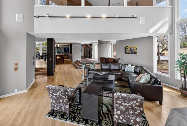 1101 Farwell Drive, Madison, WI 53704