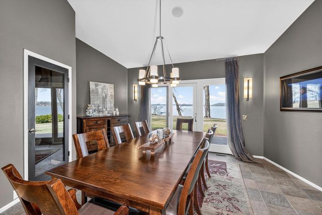 1101 Farwell Drive, Madison, WI 53704