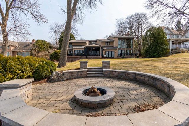 1101 Farwell Drive, Madison, WI 53704