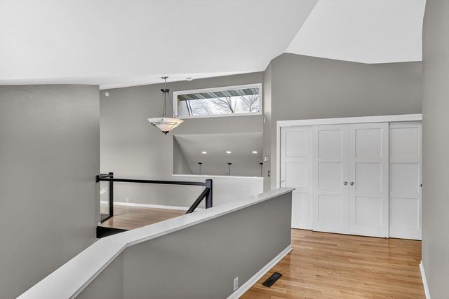 1101 Farwell Drive, Madison, WI 53704