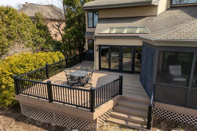 1101 Farwell Drive, Madison, WI 53704