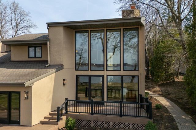 1101 Farwell Drive, Madison, WI 53704