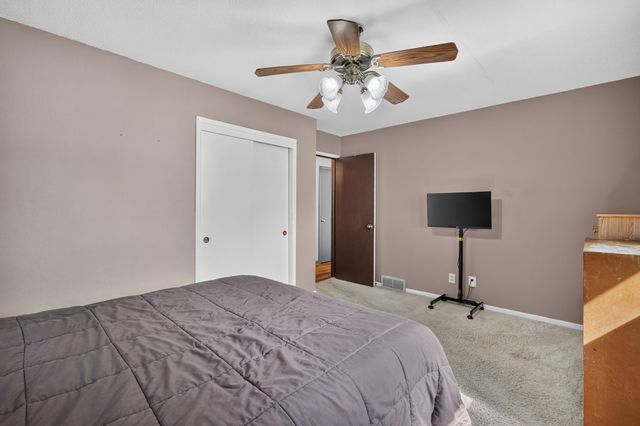230 NW Arlan Drive, Ankeny, IA 50023