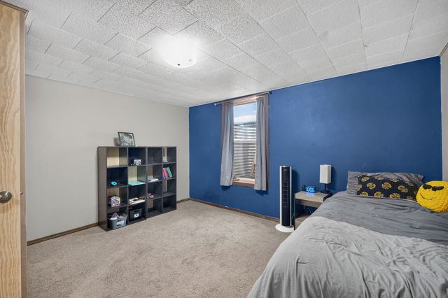 230 NW Arlan Drive, Ankeny, IA 50023