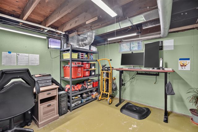 230 NW Arlan Drive, Ankeny, IA 50023