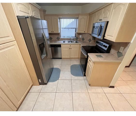 12268 Sag Harbor Court 3, Wellington, FL 33414