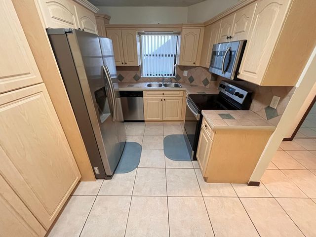 12268 Sag Harbor Court 3, Wellington, FL 33414
