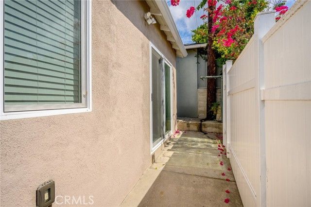 1816 Hillside A, Glendale, CA 91208
