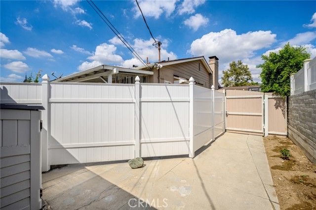 1816 Hillside A, Glendale, CA 91208