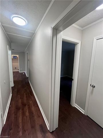 6524 Creek Run Road, Walkertown, NC 27051