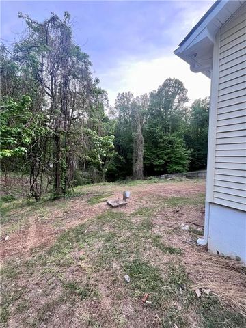 6524 Creek Run Road, Walkertown, NC 27051