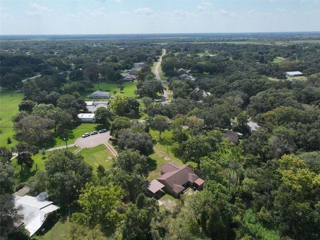 9308 Acorn Drive, Manvel, TX 77578