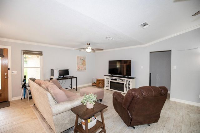 9308 Acorn Drive, Manvel, TX 77578