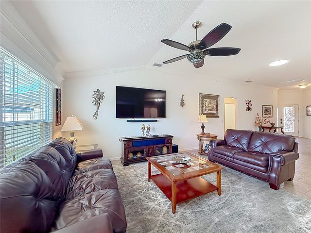 1068 BECKER AVENUE, The Villages, FL 32163