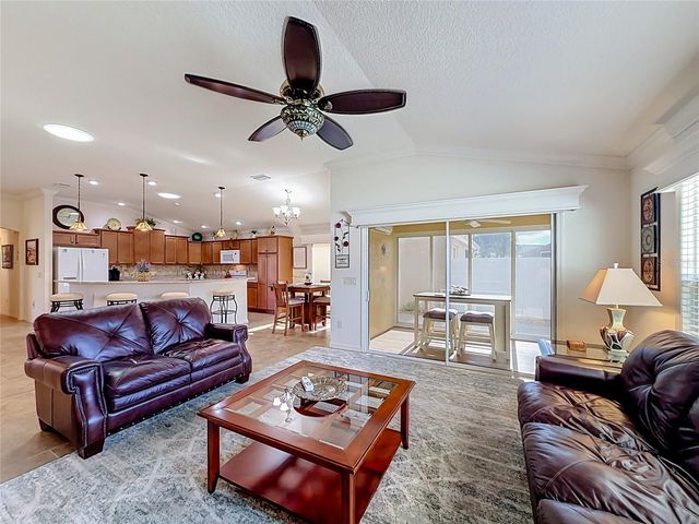 1068 BECKER AVENUE, The Villages, FL 32163