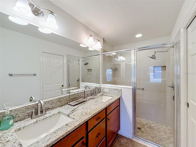1068 BECKER AVENUE, The Villages, FL 32163