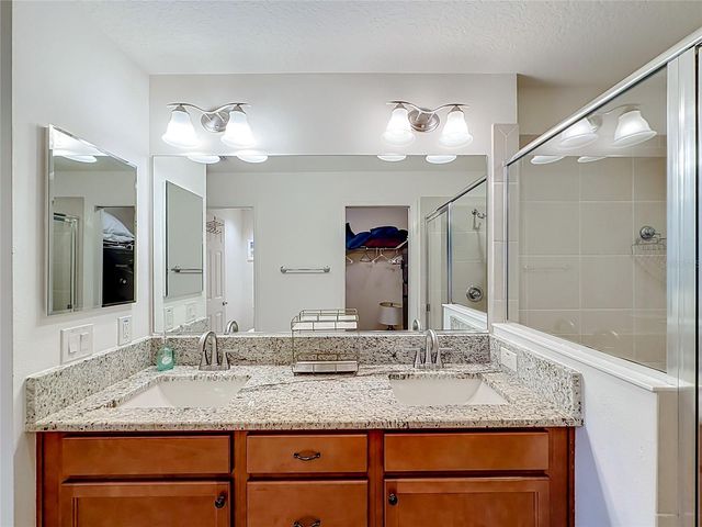 1068 BECKER AVENUE, The Villages, FL 32163