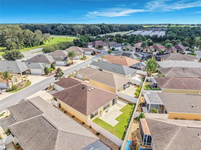 1068 BECKER AVENUE, The Villages, FL 32163