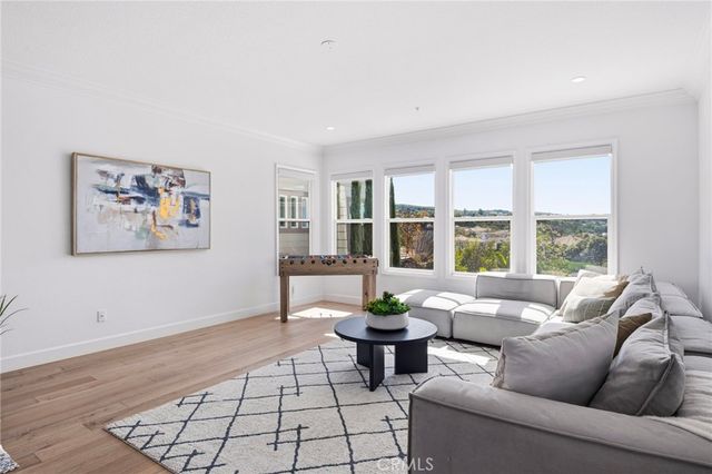 21 Portmarnoch Court, Coto De Caza, CA 92679