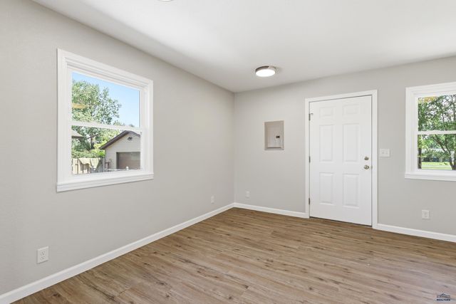1005 E ST FRANCIS, Rapid City, SD 57701