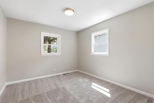 1005 E ST FRANCIS, Rapid City, SD 57701