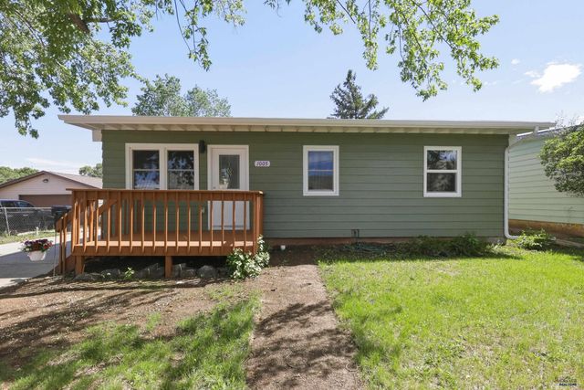 1005 E ST FRANCIS, Rapid City, SD 57701