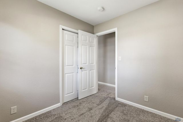 1005 E ST FRANCIS, Rapid City, SD 57701