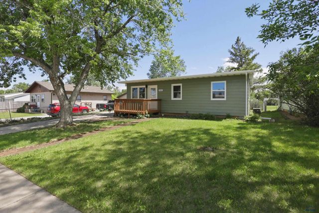 1005 E ST FRANCIS, Rapid City, SD 57701