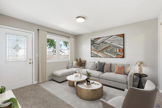 1005 E ST FRANCIS, Rapid City, SD 57701