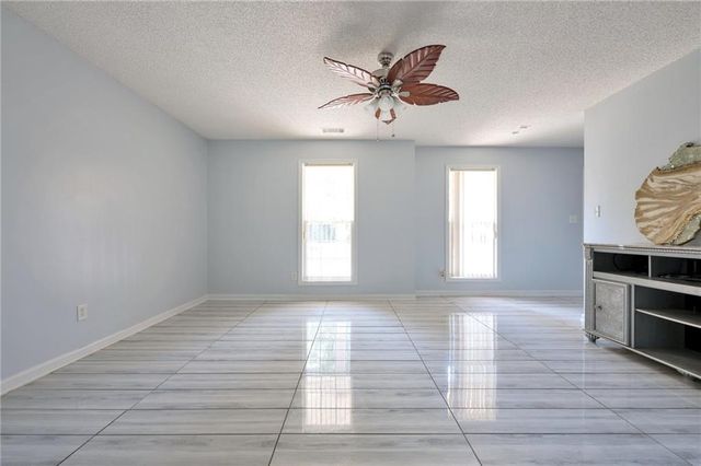 151 River Park Circle, Mcdonough, GA 30252