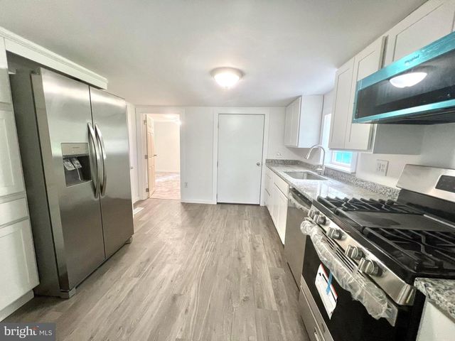 817 WEST SIXTH STREET, Lewistown, PA 17044